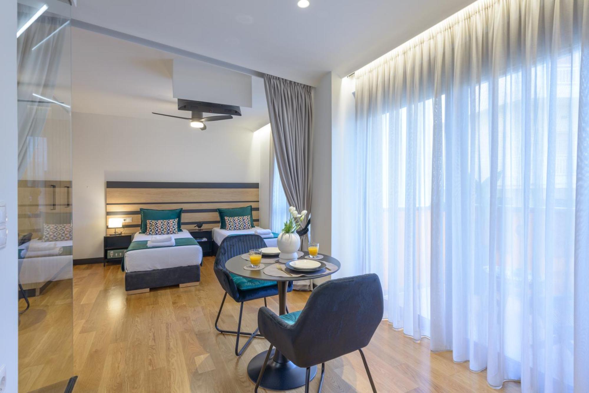 With Ac-wifi By Hospi S2 Apartment
